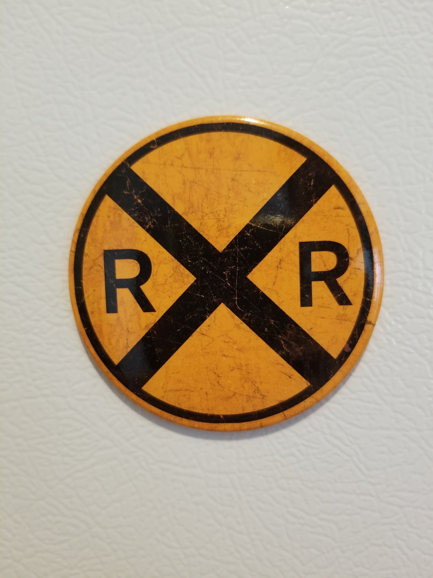 Railroad Crossing on a 3” Diameter Magnet with Glossy Finish.Quality Steel Construction.