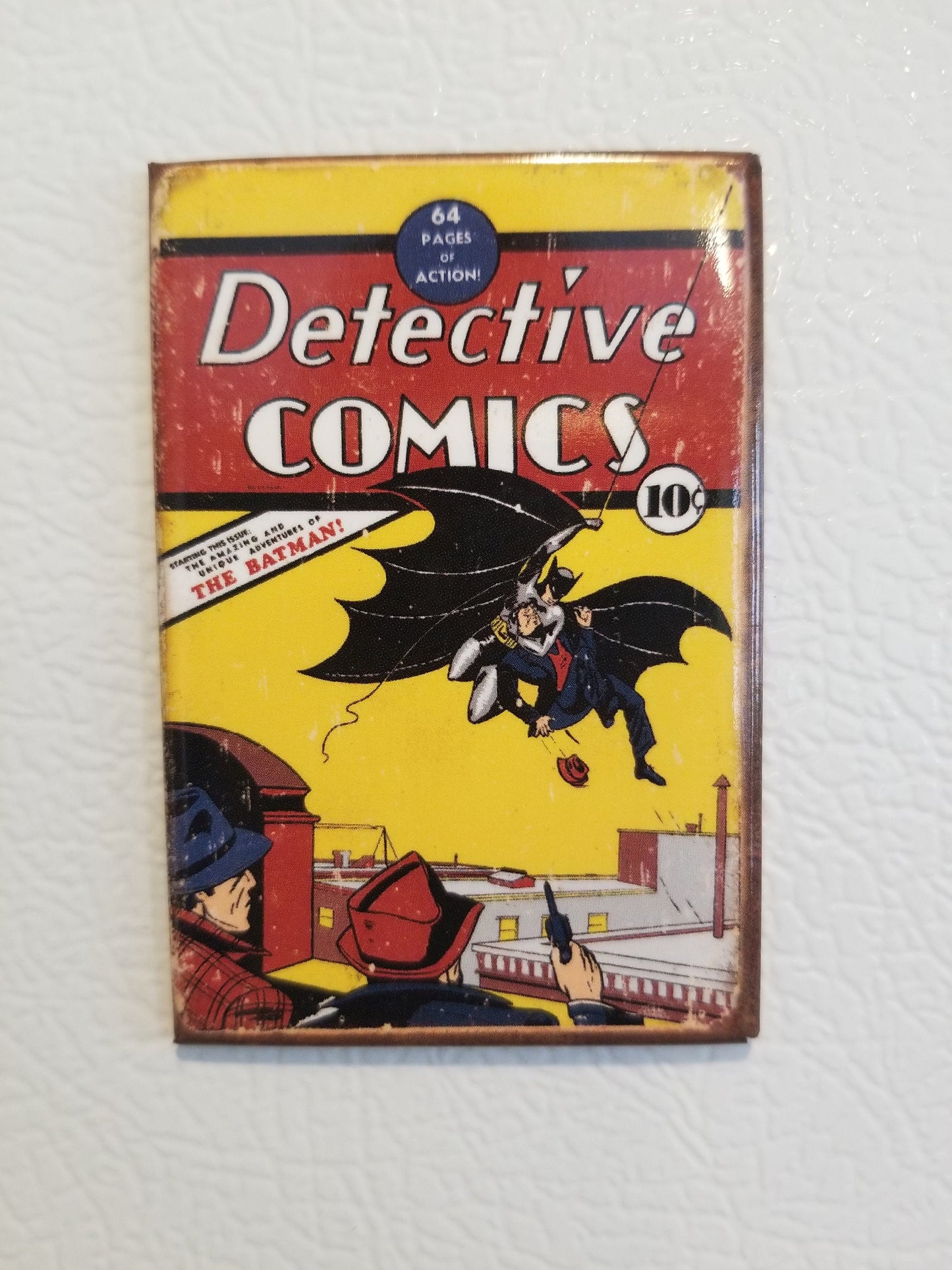 The Batman Detective Comic Book Cover on a 2x3 Magnet with Glossy Finish.Quality steel construction w