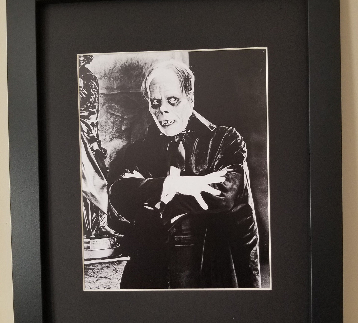 Phantom of The Opera Unframed 8x10 Photo.Printed on High Gloss Card Stock.