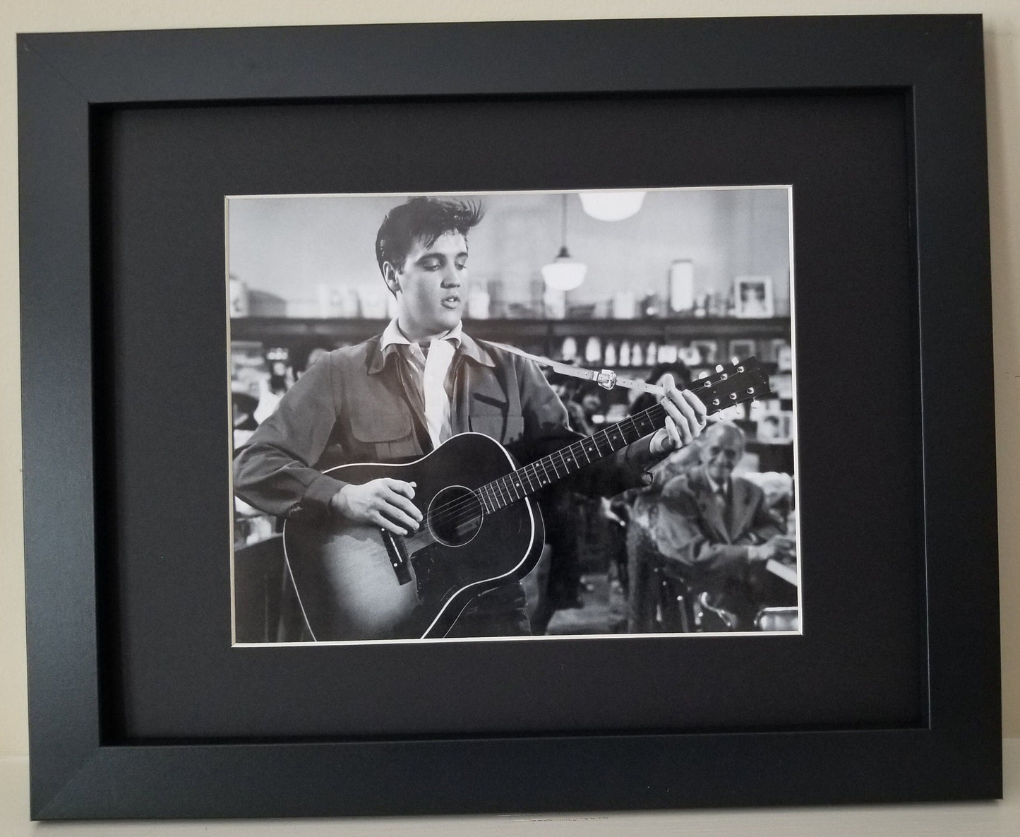 Elvis Presley Unframed 8x10 Photo. Printed on High Gloss Card Stock.