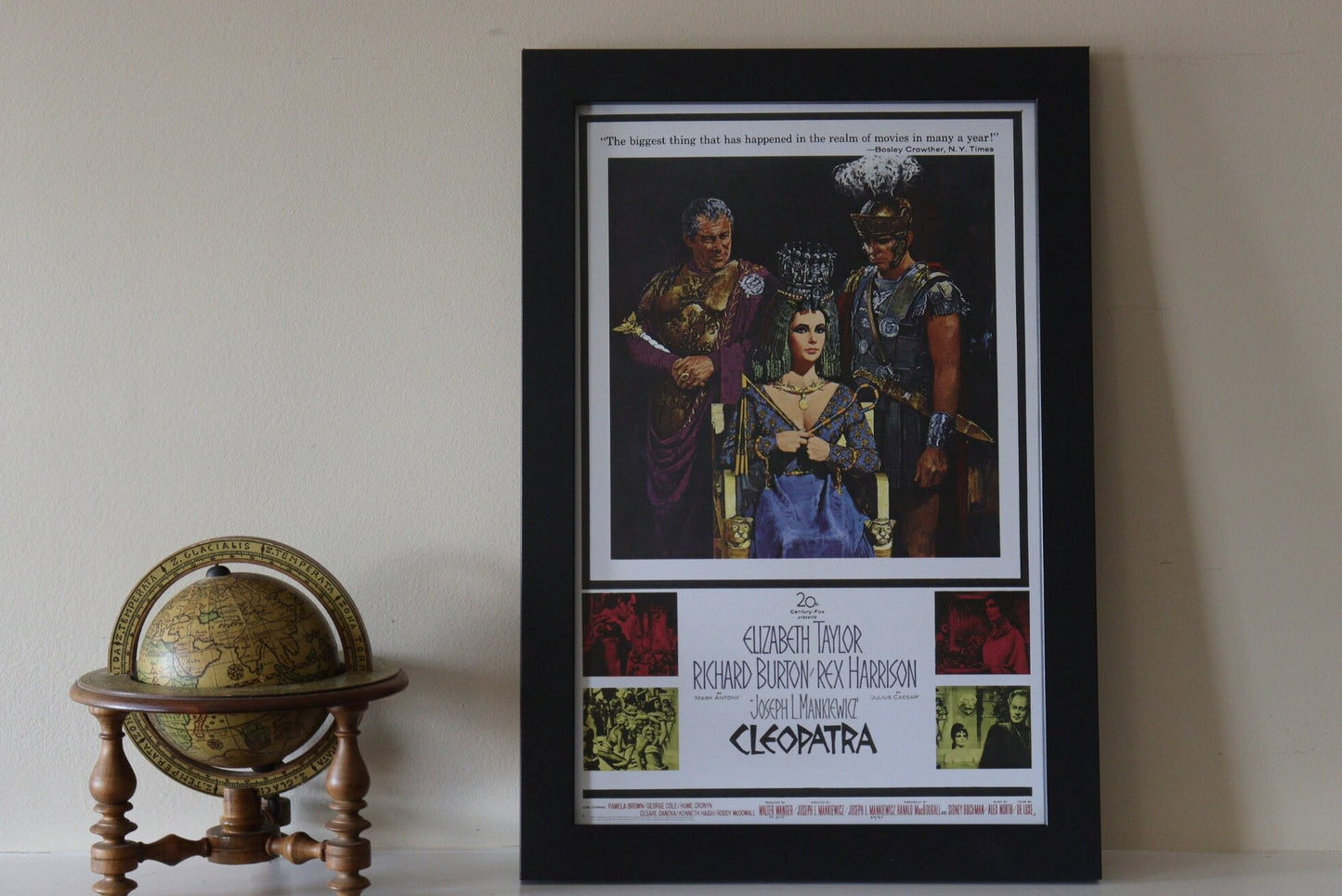 Cleopatra With Elizabeth Taylor and Richard Burton.11x17 Unframed Poster.Printed on Card Stock Paper.